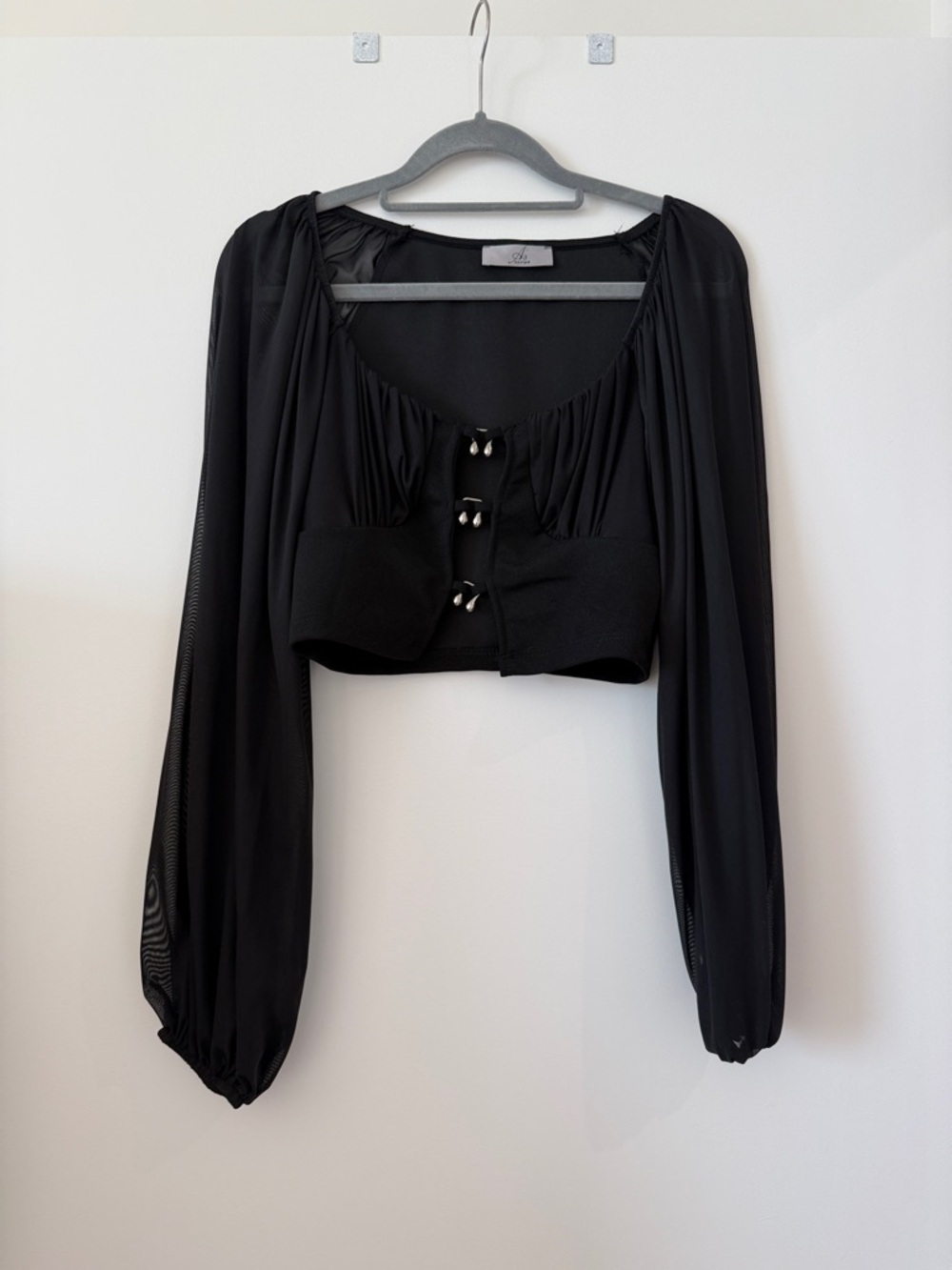 A3 Design Black Long-Sleeve Cropped Tie-Front Top